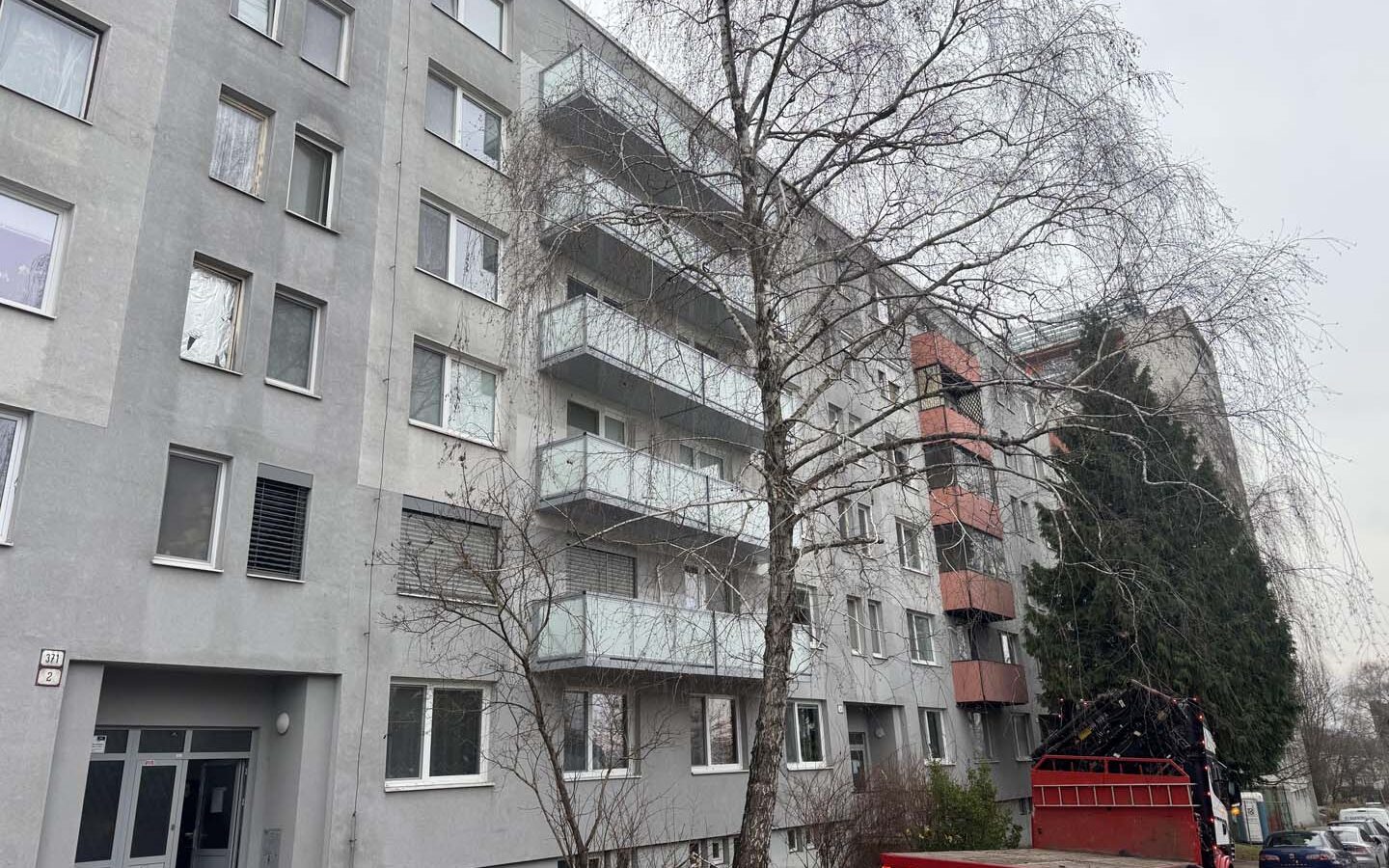 Balkony dostawne s povrchovou úpravou KOMAXIT